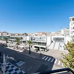 Downtown Cannes Walk To Beaches And Croisette